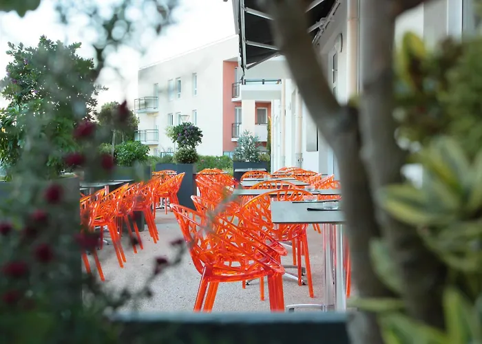 KOSY Appart'Hôtels - Campus Del Sol Esplanade Avignon